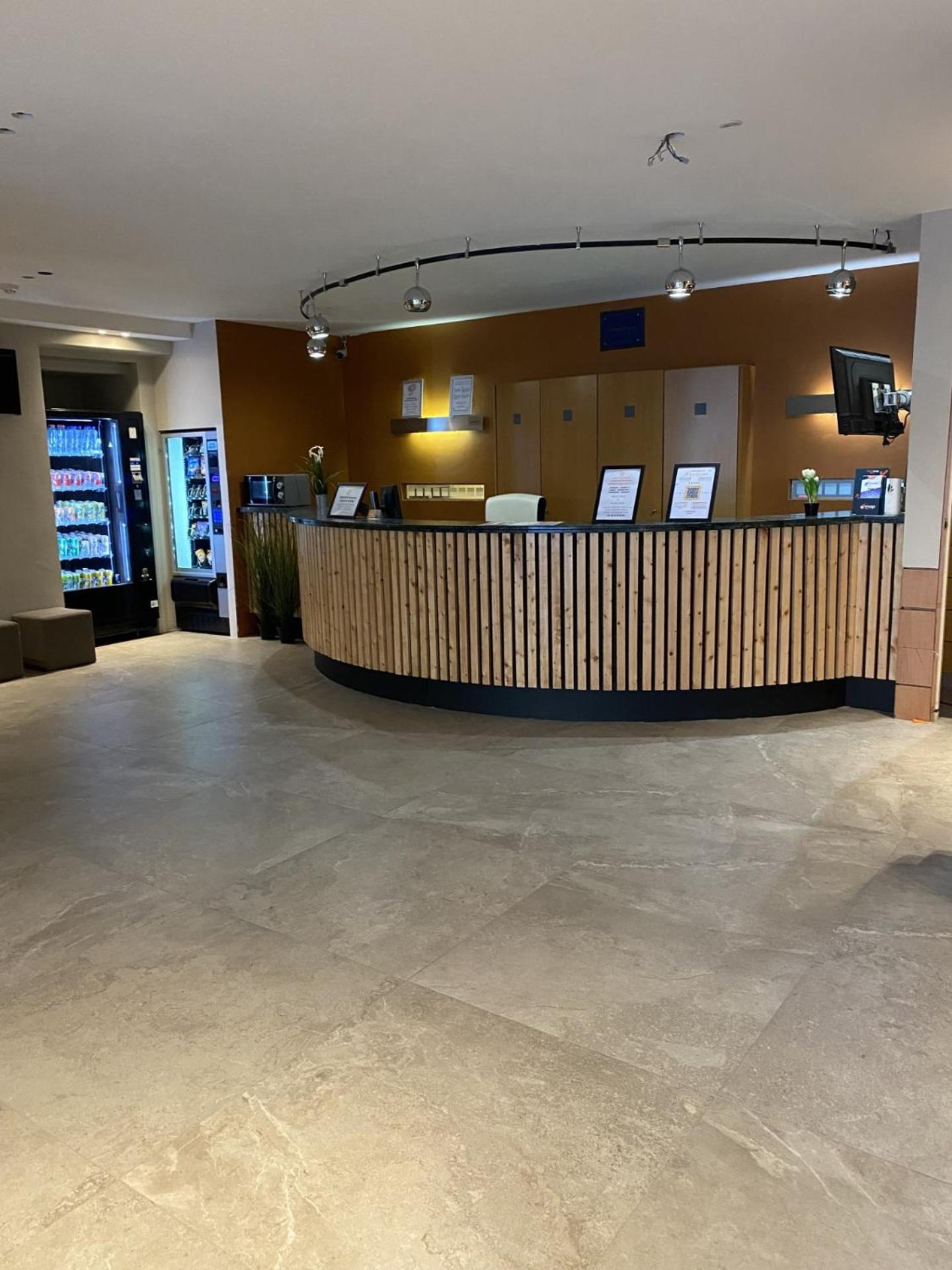 Sleep & Go Brussels Expo Hotel Wemmel Екстериор снимка
