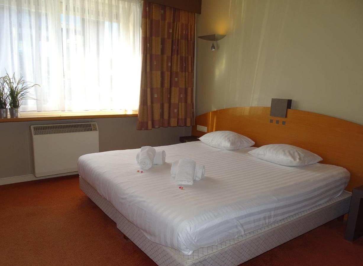 Sleep & Go Brussels Expo Hotel Wemmel Стая снимка
